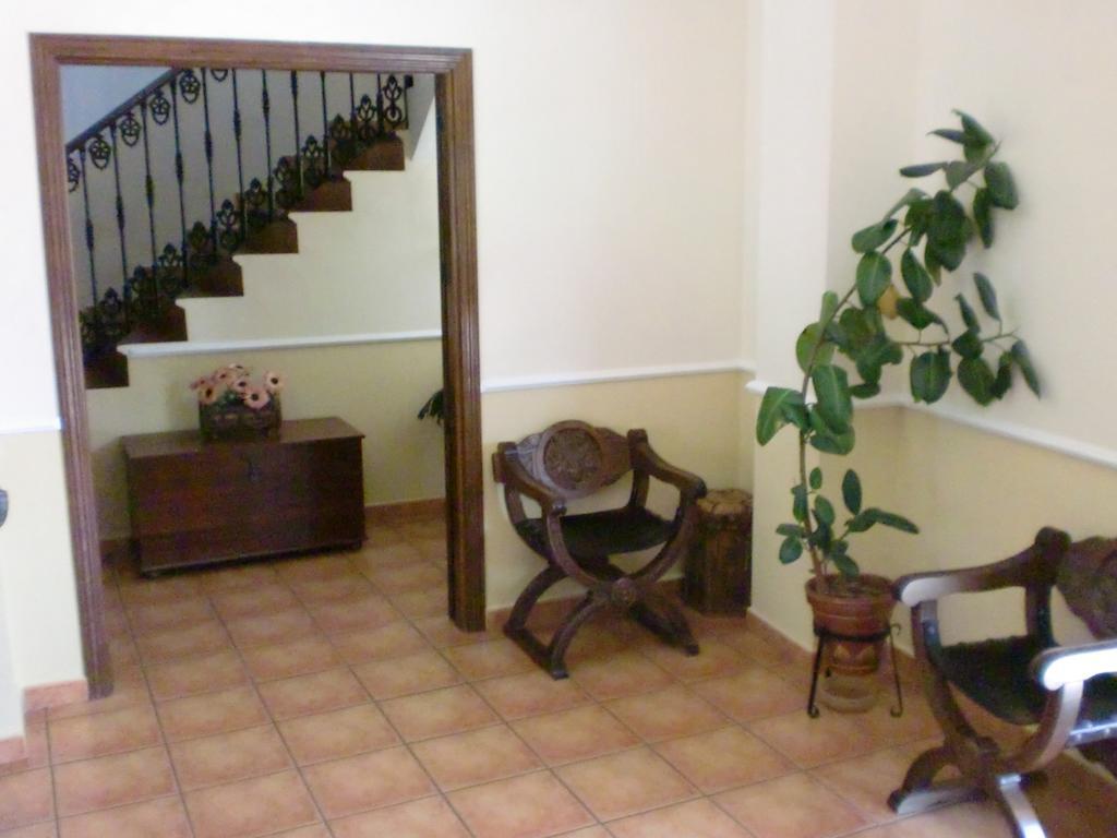 Hostal Las Tres Jotas Alcaracejos Eksteriør bilde