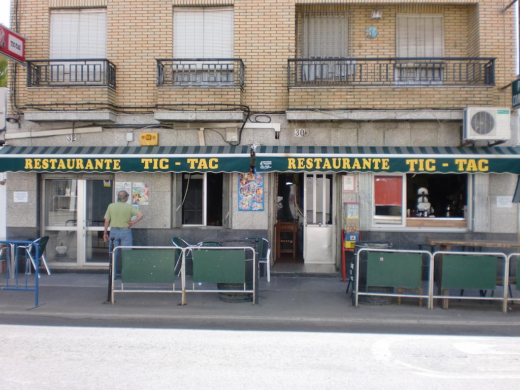 Hostal Las Tres Jotas Alcaracejos Eksteriør bilde